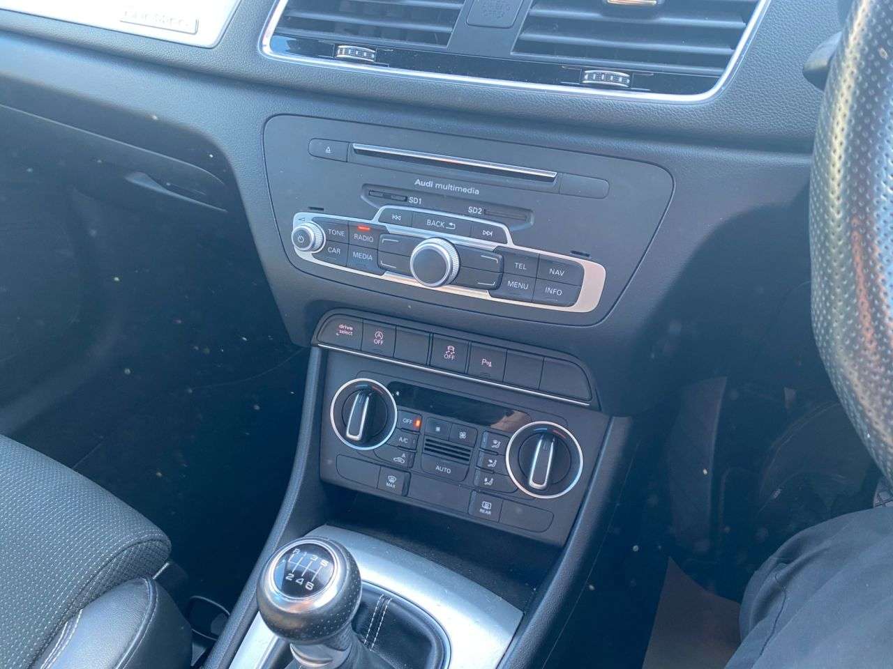 2015 AUDI Q3 2015 AUDI Q3