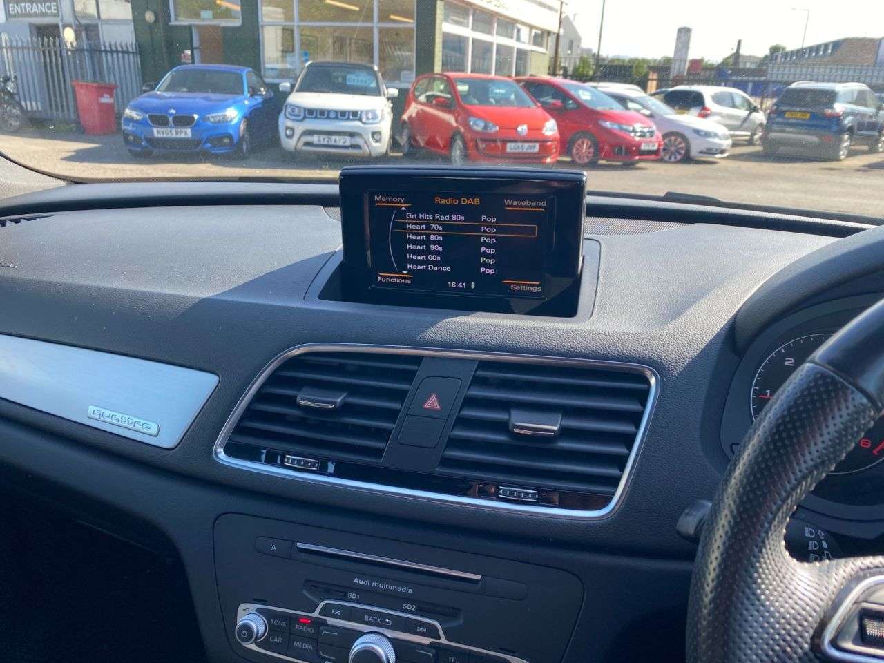 2015 AUDI Q3 2015 AUDI Q3