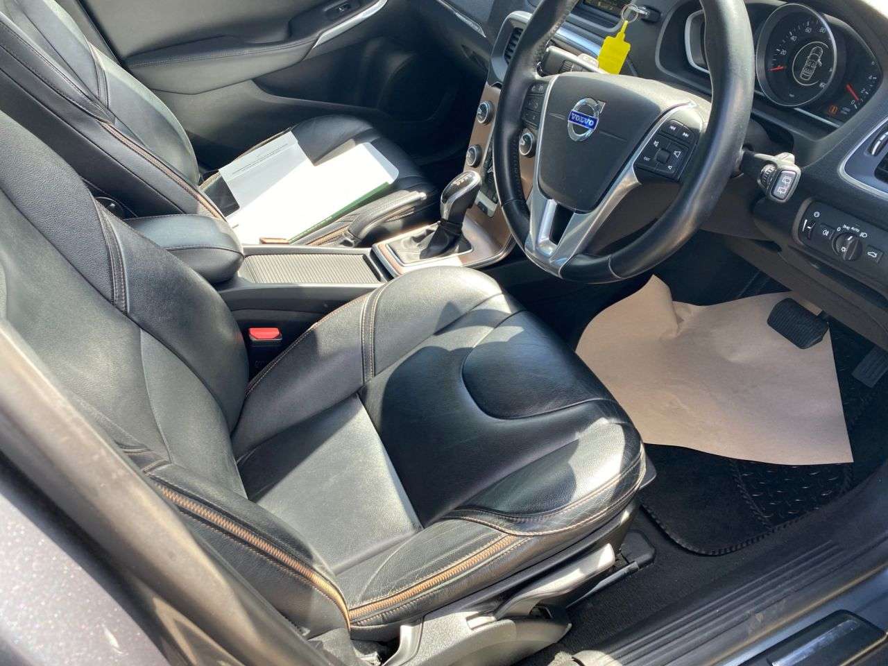 2016 VOLVO V40 CROSS COUNTRY 2016 VOLVO V40 CROSS COUNTRY