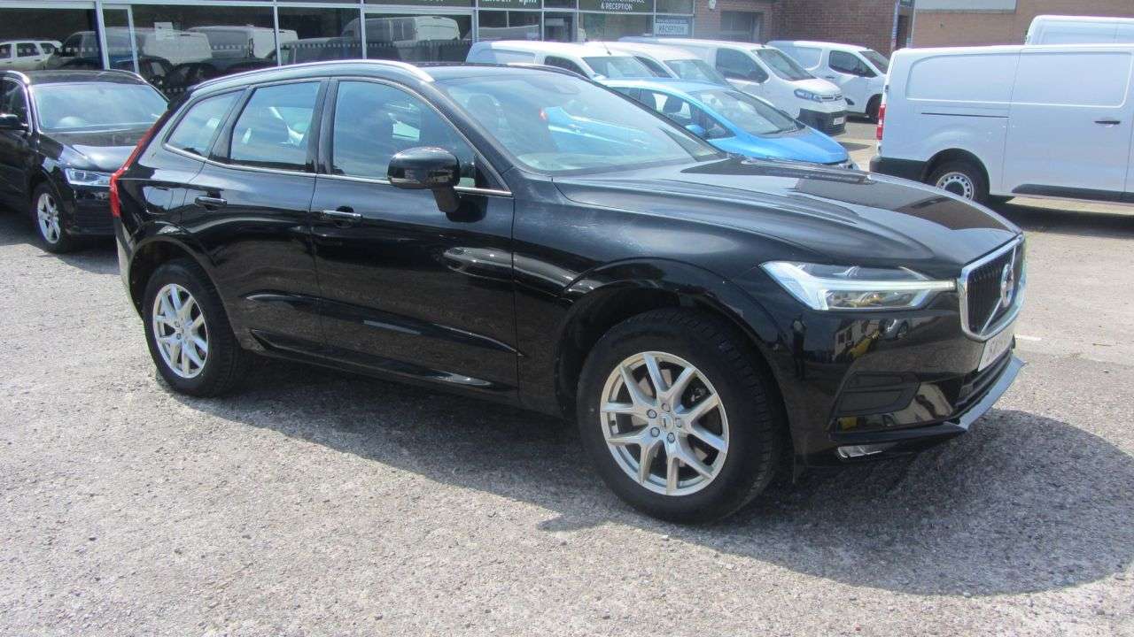 A 2019 VOLVO XC60 2.0 D4 Momentum Pro SUV 5dr Diesel Auto AWD Euro 6 (s/s) (190 ps) BLUETOOTH A 2019 VOLVO XC60 2.0 D4 Momentum Pro SUV 5dr Diesel Auto AWD Euro 6 (s/s) (190 ps) BLUETOOTH