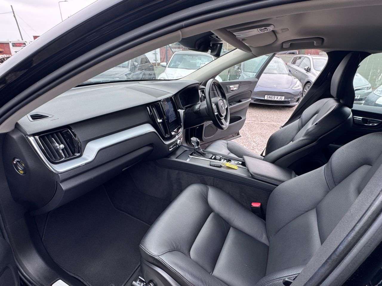 2019 VOLVO XC60 2019 VOLVO XC60