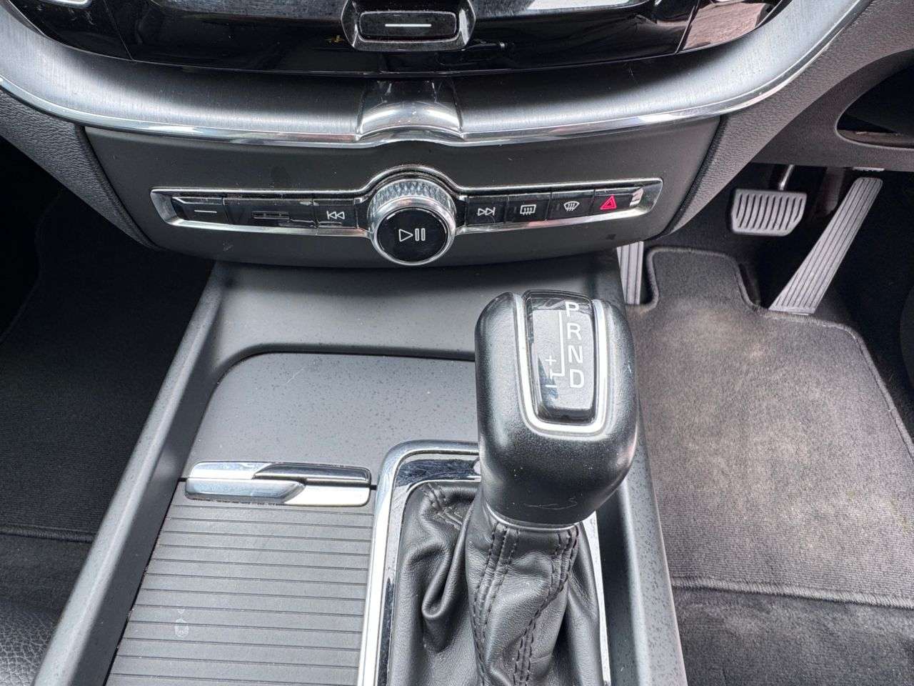 2019 VOLVO XC60 2019 VOLVO XC60