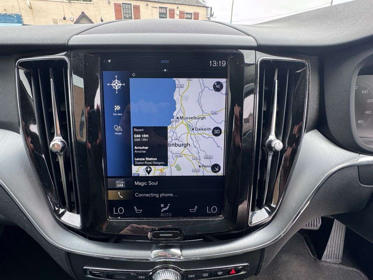 2019 VOLVO XC60 2019 VOLVO XC60