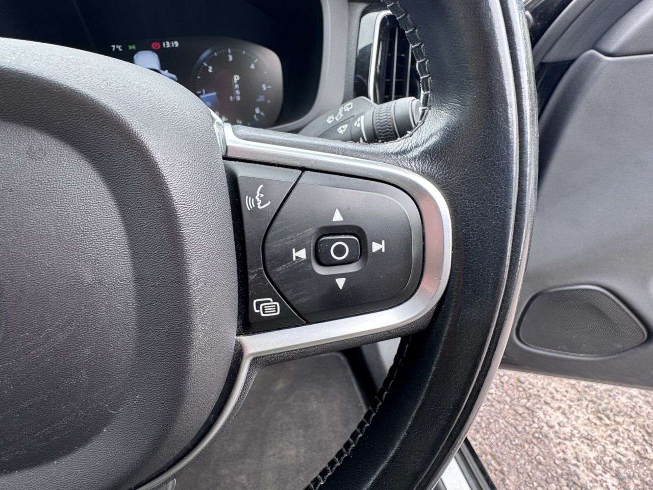 2019 VOLVO XC60 2019 VOLVO XC60
