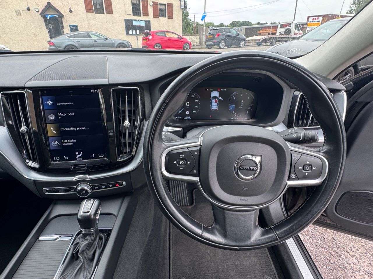 2019 VOLVO XC60 2019 VOLVO XC60