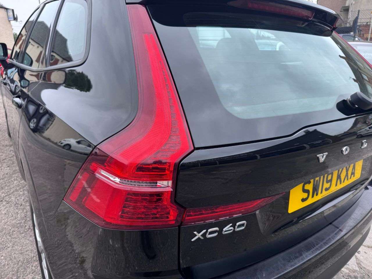 2019 VOLVO XC60 2019 VOLVO XC60