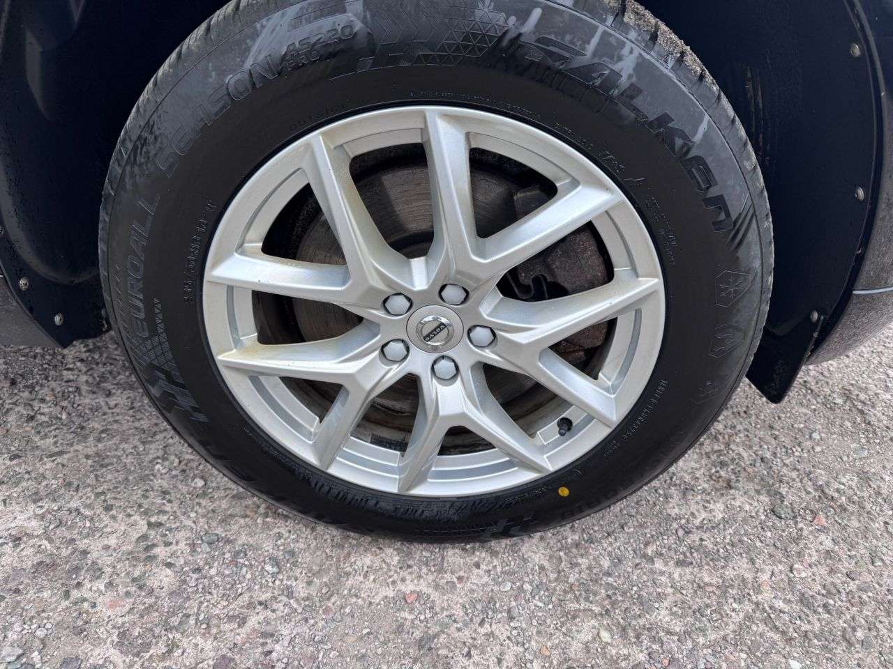 2019 VOLVO XC60 2019 VOLVO XC60