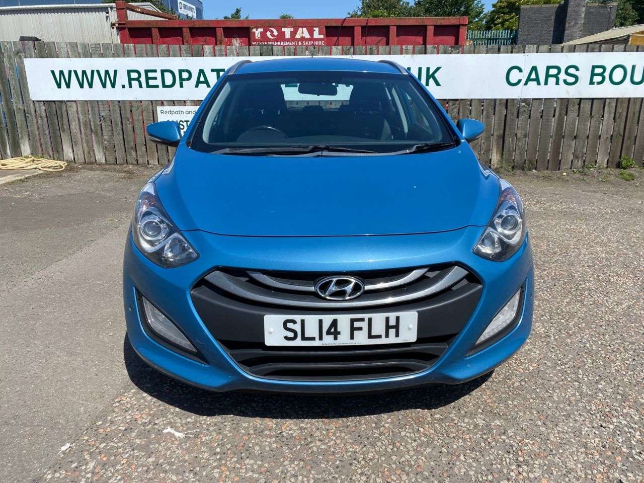 A 2014 HYUNDAI I30 1.6 CRDi Blue Drive Style Tourer 5dr Diesel Manual Euro 5 (s/s) (128 ps) PX A 2014 HYUNDAI I30 1.6 CRDi Blue Drive Style Tourer 5dr Diesel Manual Euro 5 (s/s) (128 ps) PX