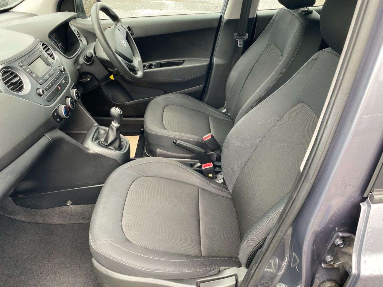 2017 HYUNDAI I10 2017 HYUNDAI I10
