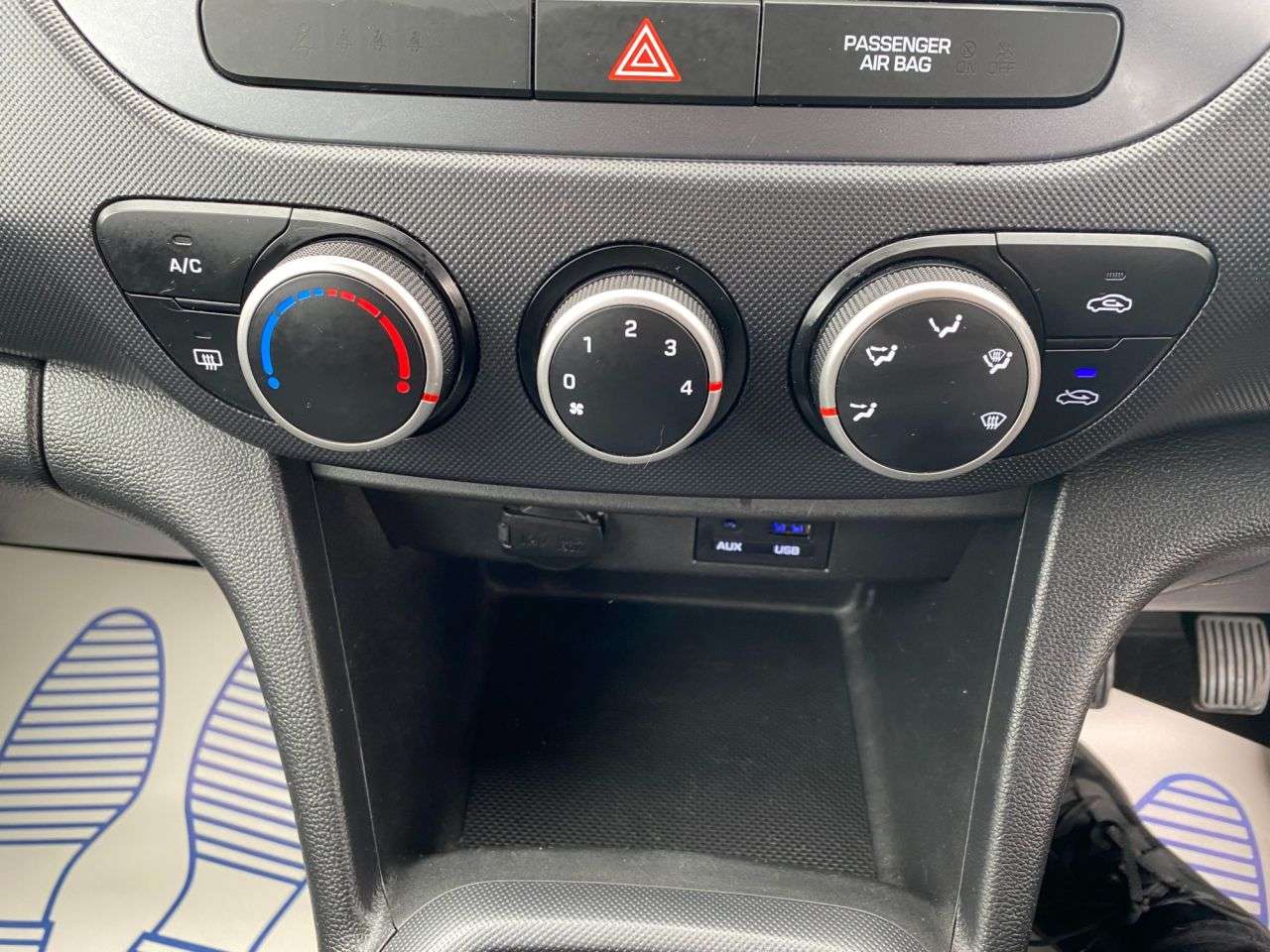 2018 HYUNDAI I10 2018 HYUNDAI I10