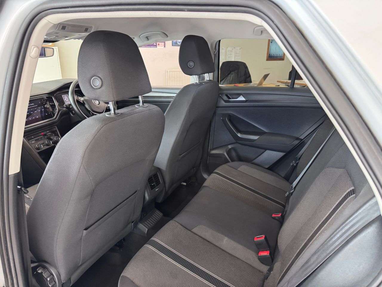 2019 VOLKSWAGEN T-ROC 2019 VOLKSWAGEN T-ROC