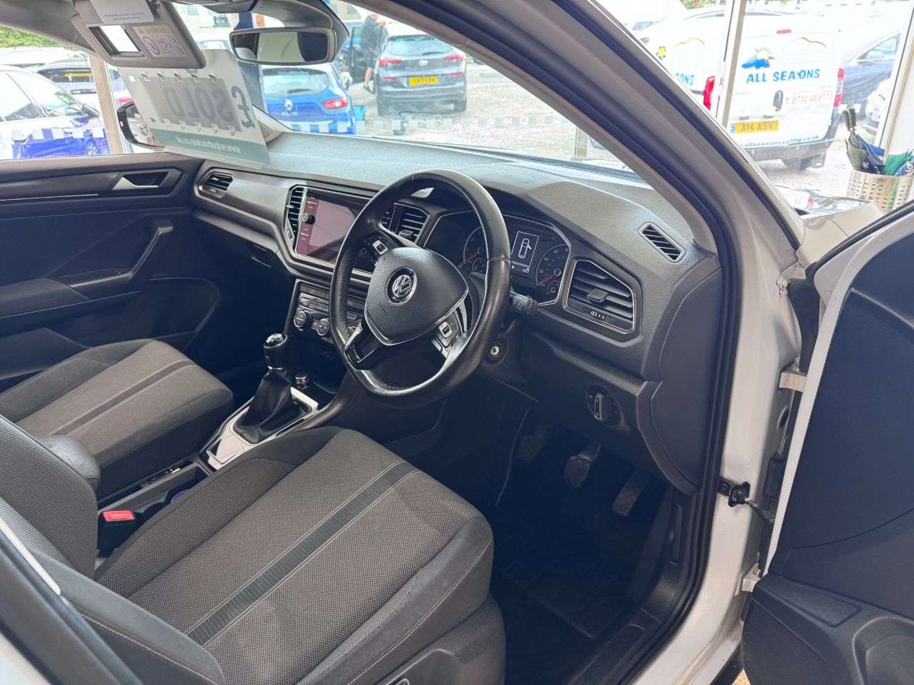 2019 VOLKSWAGEN T-ROC 2019 VOLKSWAGEN T-ROC