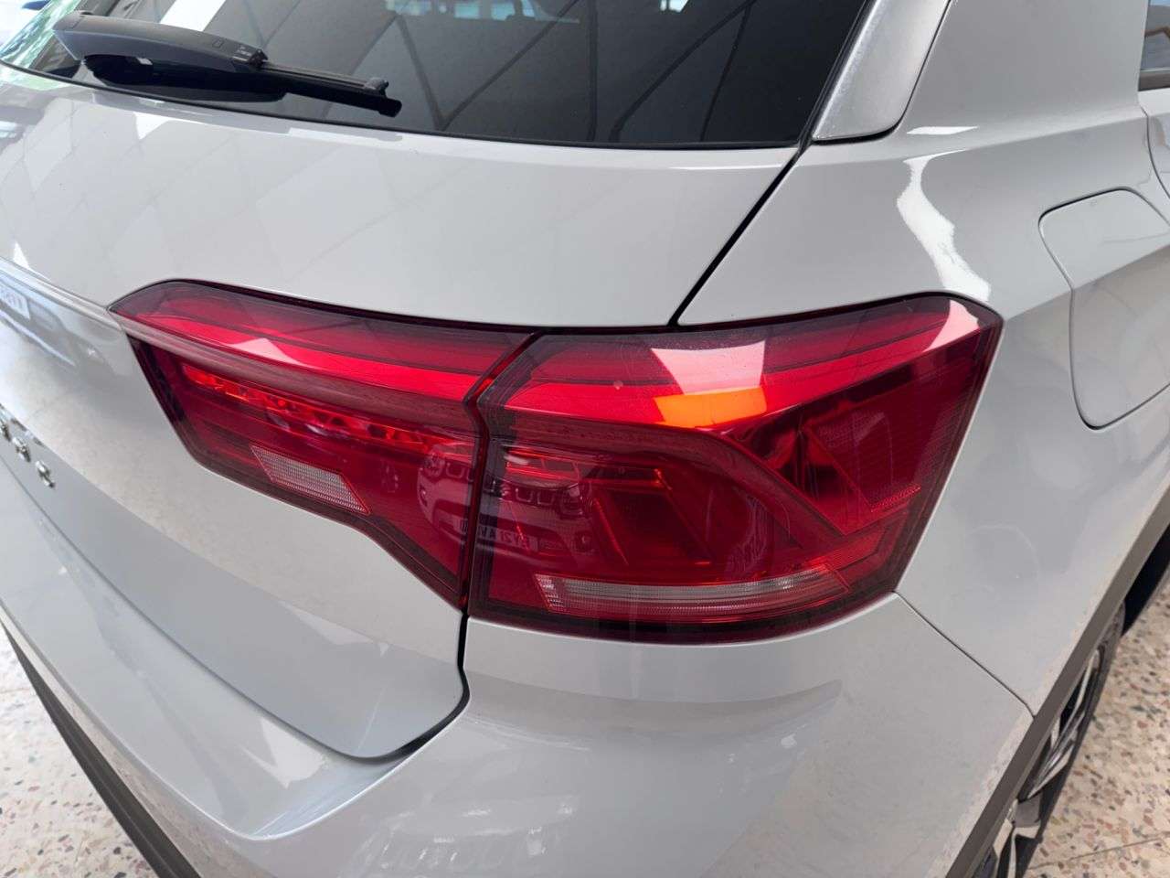 2019 VOLKSWAGEN T-ROC 2019 VOLKSWAGEN T-ROC