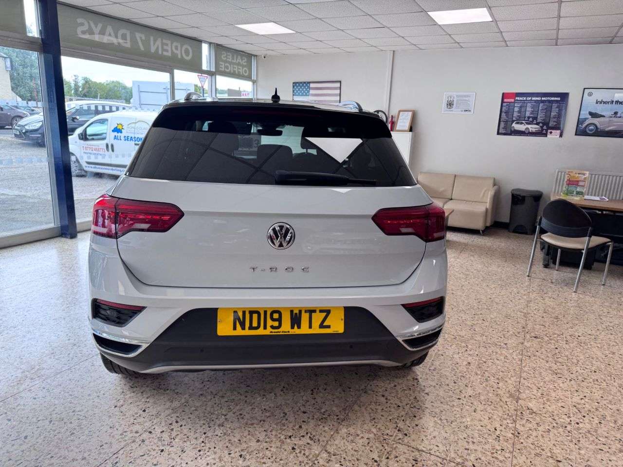 2019 VOLKSWAGEN T-ROC 2019 VOLKSWAGEN T-ROC