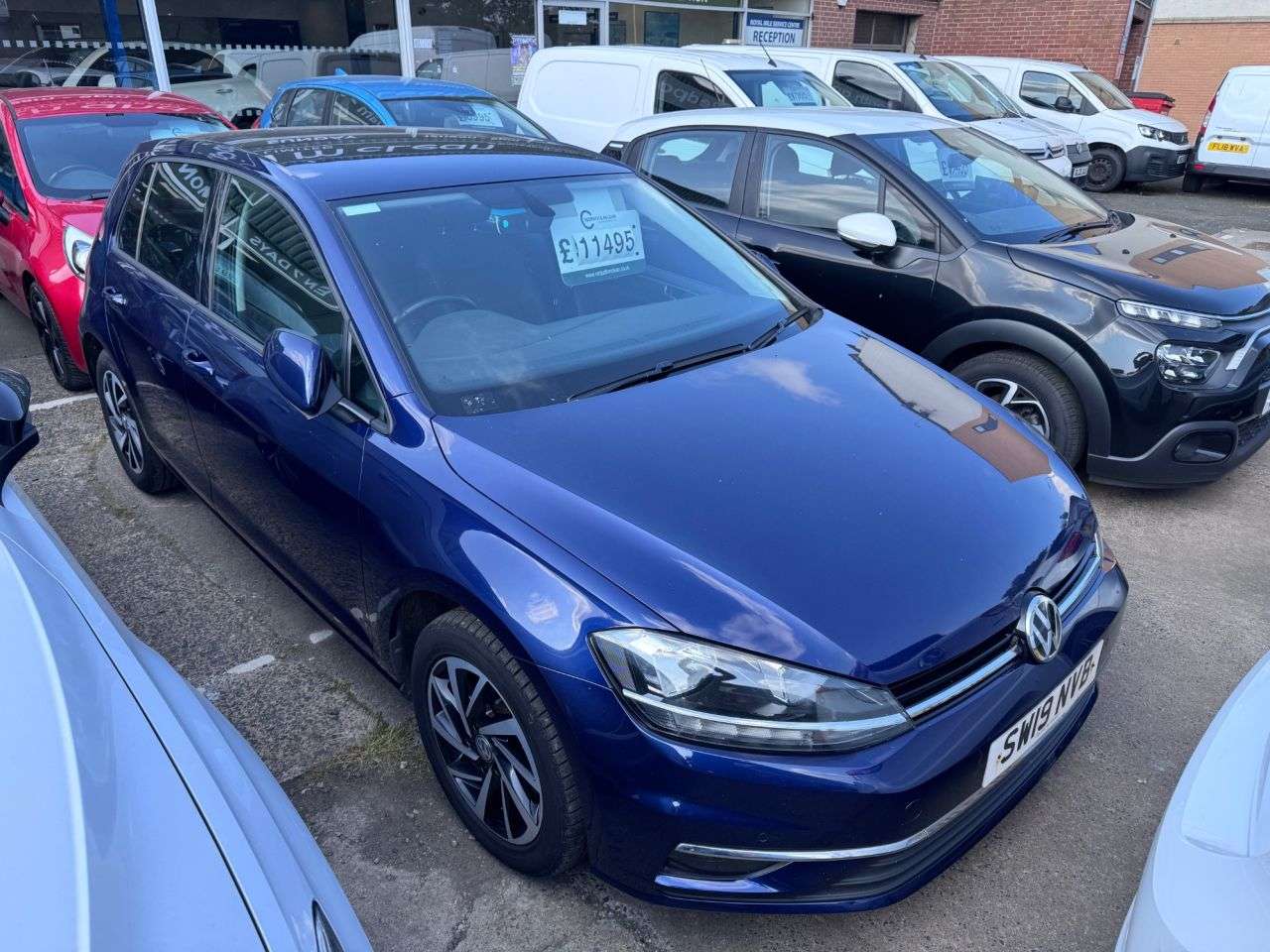A 2019 VOLKSWAGEN GOLF 1.0 TSI Match Hatchback 5dr Petrol Manual Euro 6 (s/s) (115 ps) Outstanding A 2019 VOLKSWAGEN GOLF 1.0 TSI Match Hatchback 5dr Petrol Manual Euro 6 (s/s) (115 ps) Outstanding