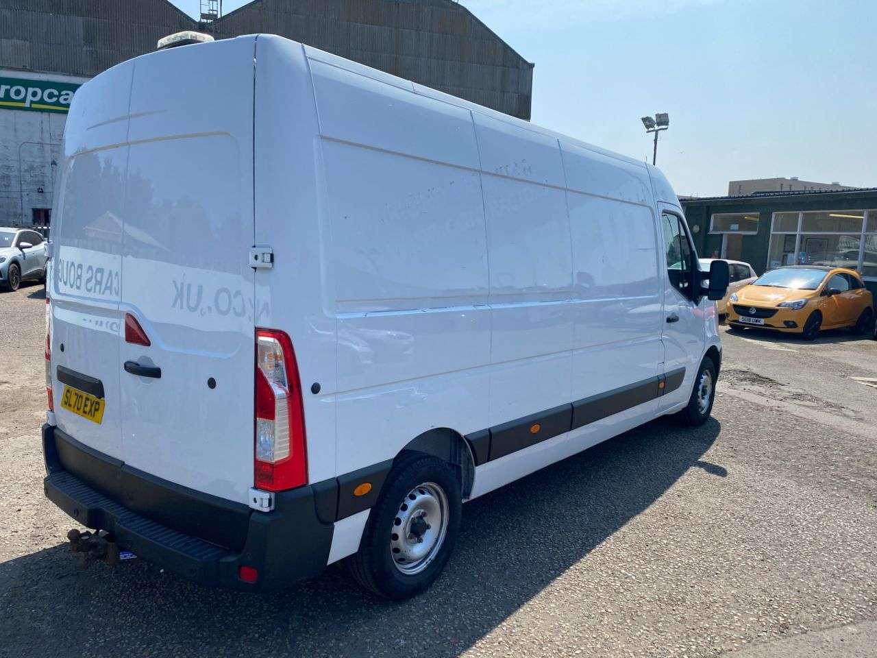2020 NISSAN NV400 2020 NISSAN NV400