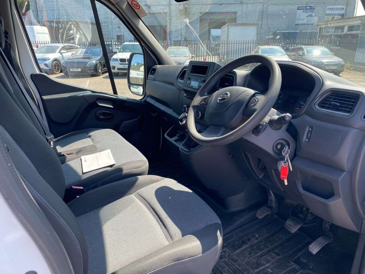 2020 NISSAN NV400 2020 NISSAN NV400
