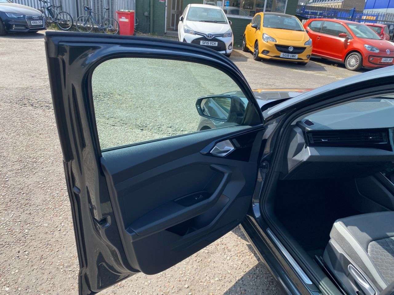 2020 AUDI A1 2020 AUDI A1