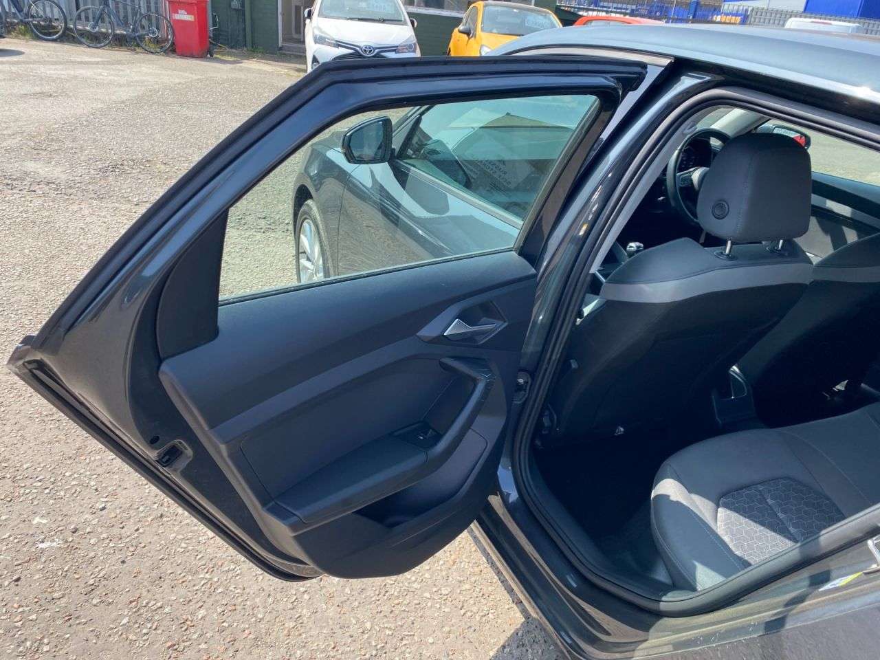 2020 AUDI A1 2020 AUDI A1