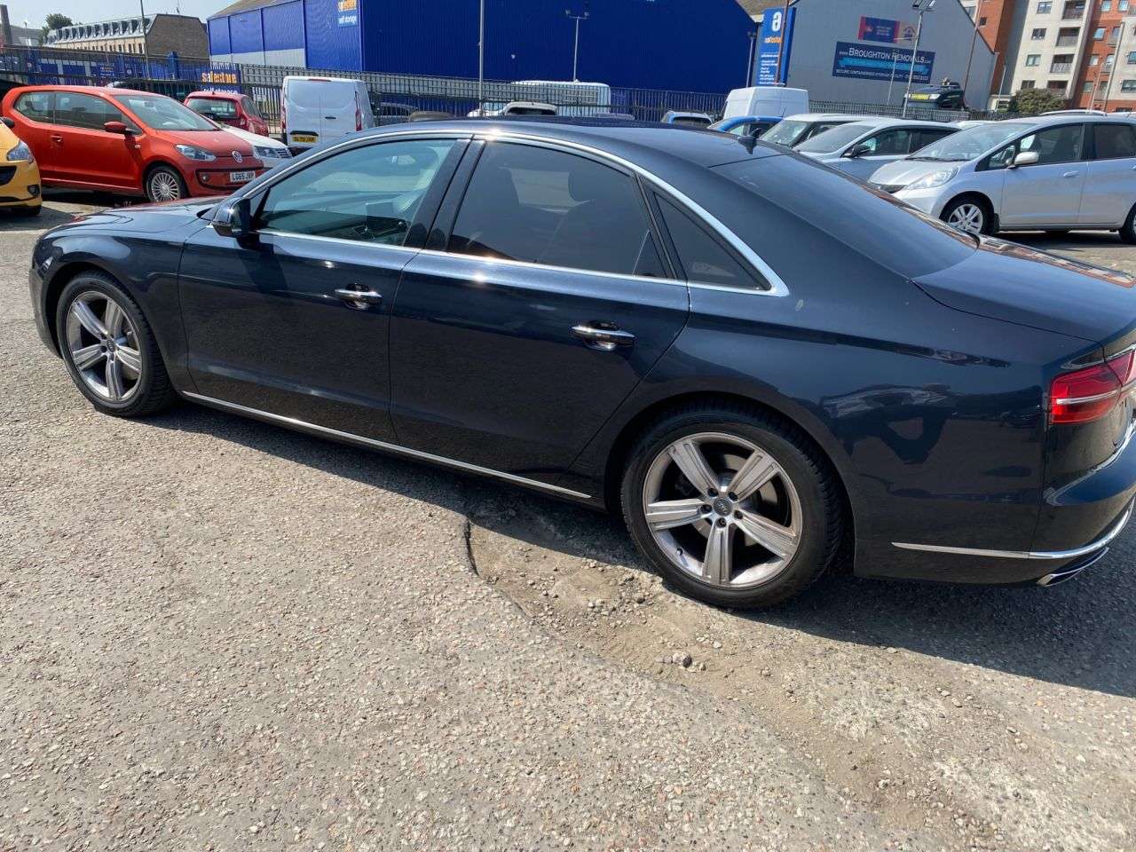 2014 AUDI A8 2014 AUDI A8