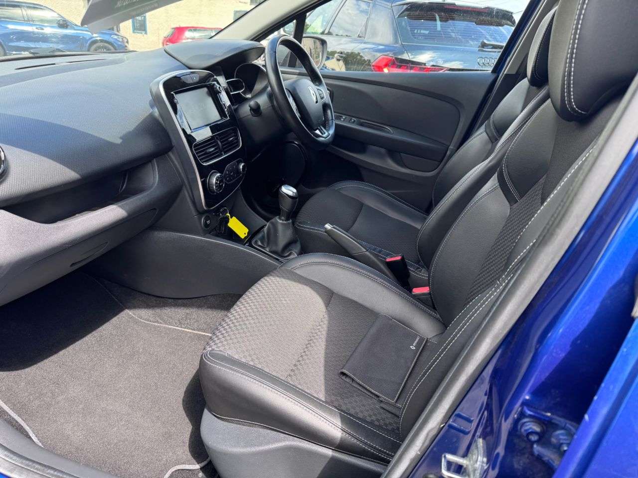 2019 RENAULT CLIO 2019 RENAULT CLIO