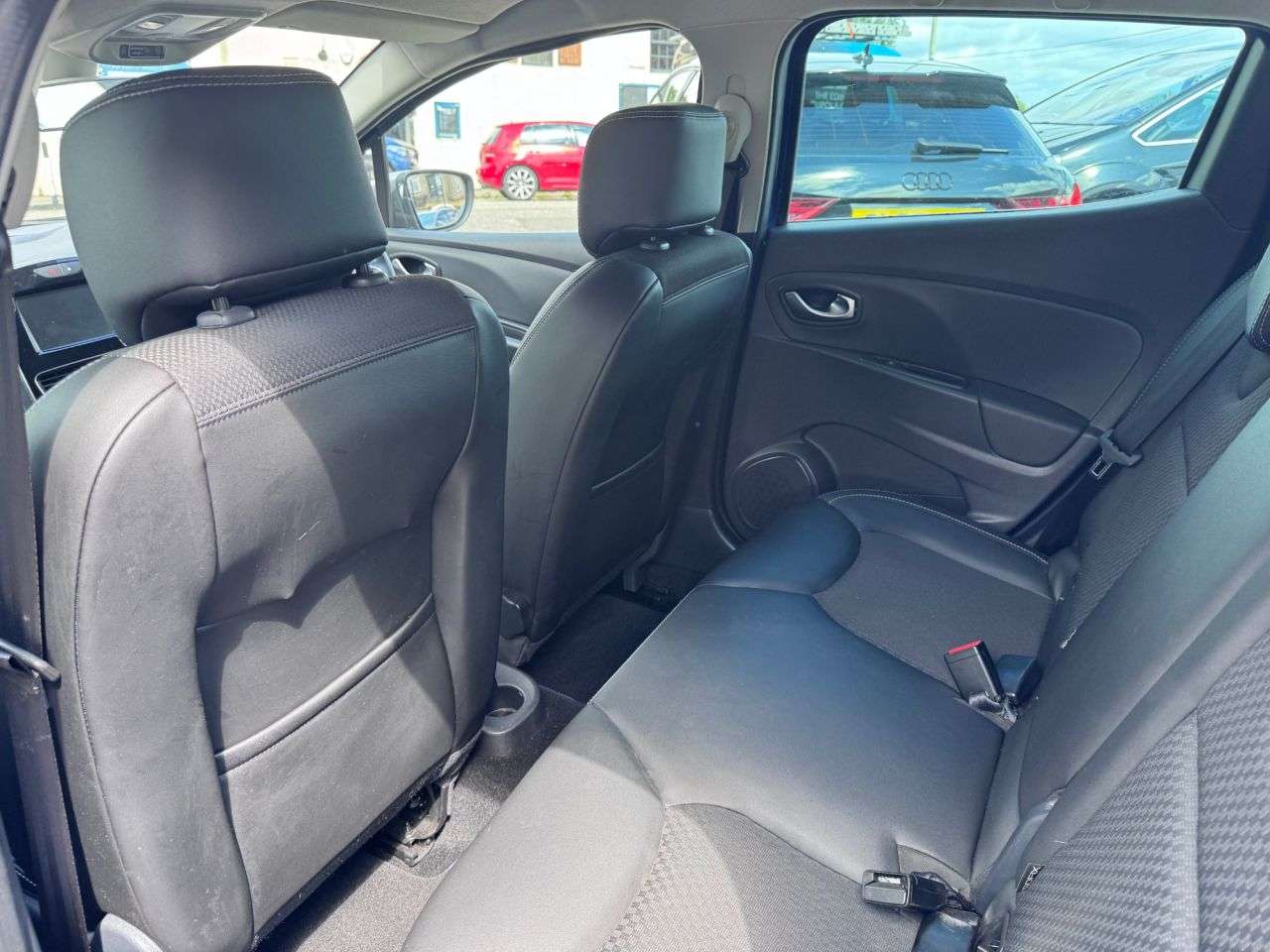 2019 RENAULT CLIO 2019 RENAULT CLIO