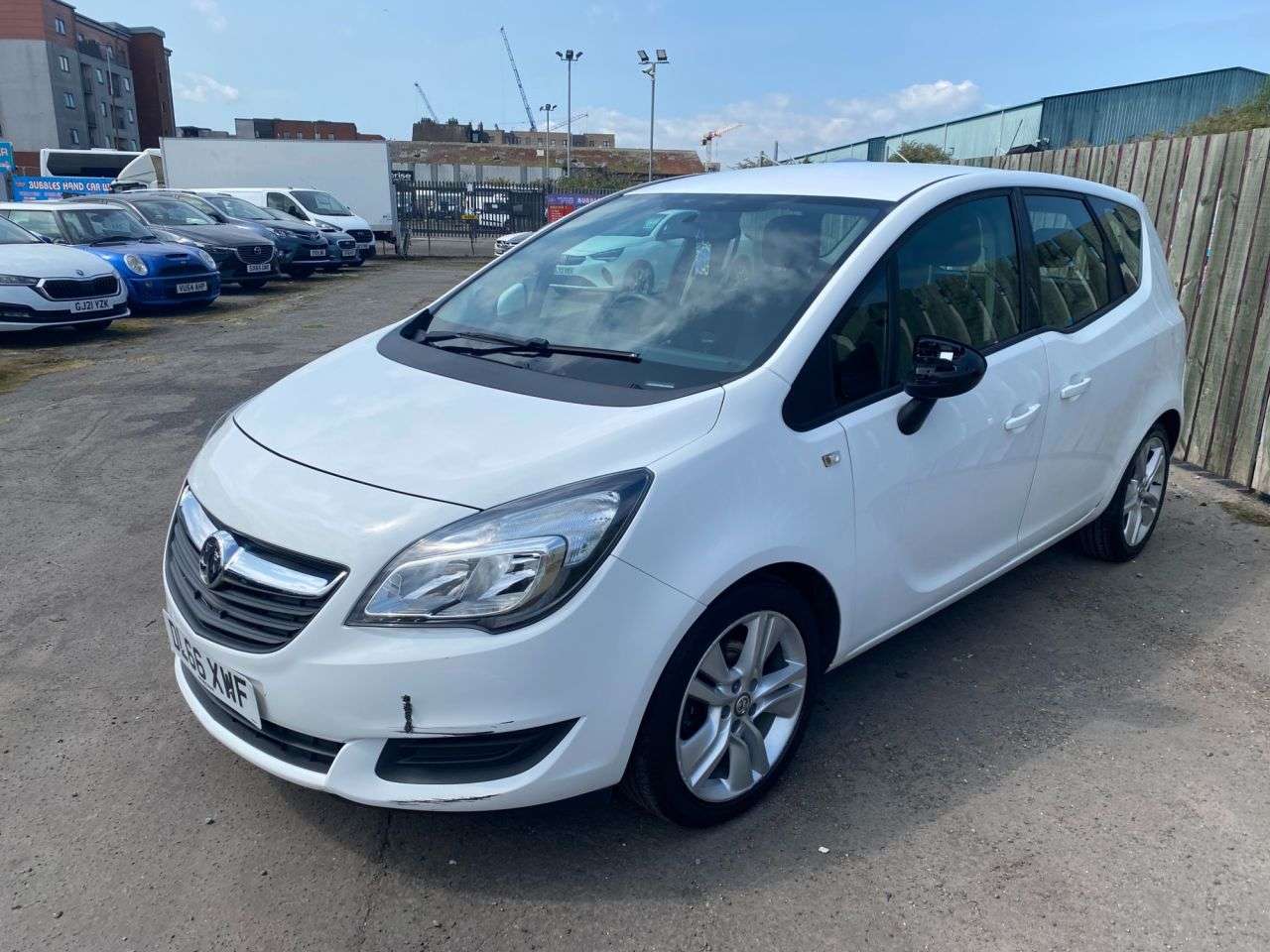 A 2016 VAUXHALL MERIVA 1.4i Club MPV 5dr Petrol Manual Euro 6 (100 ps) VERY LOW MILEAGE A 2016 VAUXHALL MERIVA 1.4i Club MPV 5dr Petrol Manual Euro 6 (100 ps) VERY LOW MILEAGE