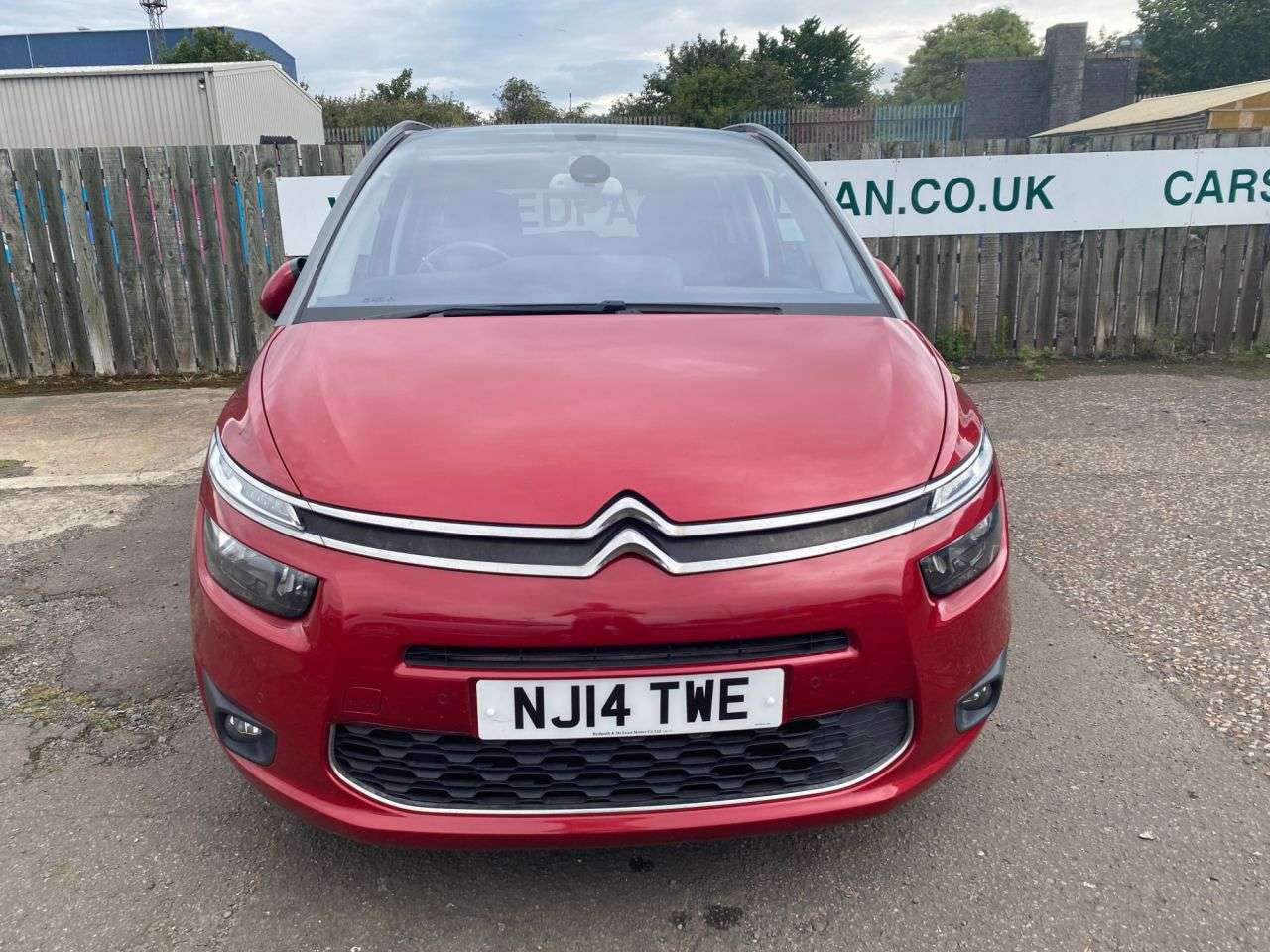 A 2014 CITROEN GRAND C4 PICASSO 1.6 e-HDi Airdream Exclusive+ MPV 5dr Diesel ETG6 Euro 5 (s/s) (115 ps) 7 S A 2014 CITROEN GRAND C4 PICASSO 1.6 e-HDi Airdream Exclusive+ MPV 5dr Diesel ETG6 Euro 5 (s/s) (115 ps) 7 S