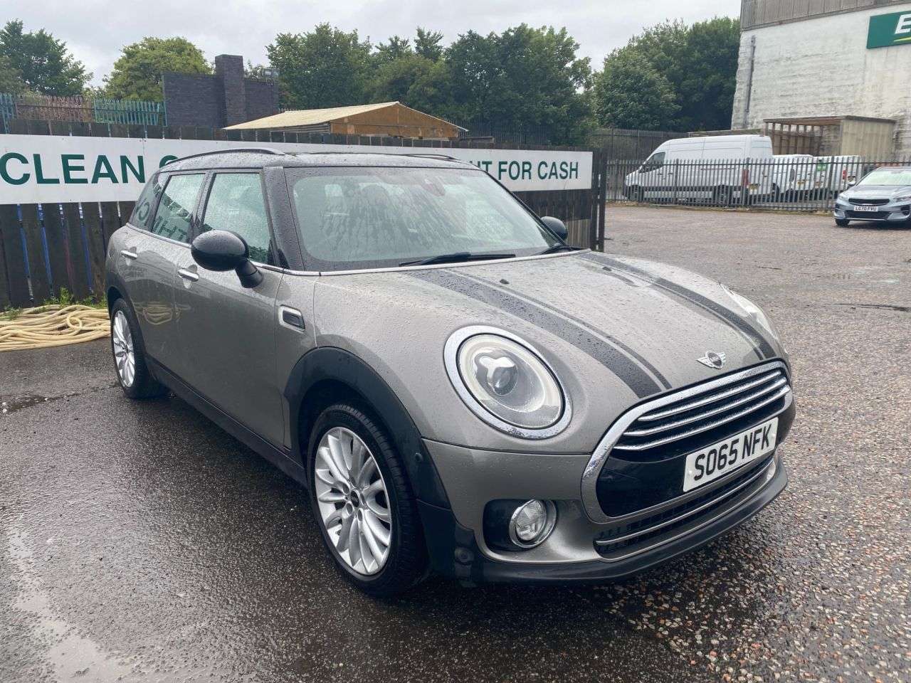 A 2016 MINI CLUBMAN 1.5 Cooper Estate 6dr Petrol Auto Euro 6 (s/s) (136 ps) Nice Automatic Mini A 2016 MINI CLUBMAN 1.5 Cooper Estate 6dr Petrol Auto Euro 6 (s/s) (136 ps) Nice Automatic Mini
