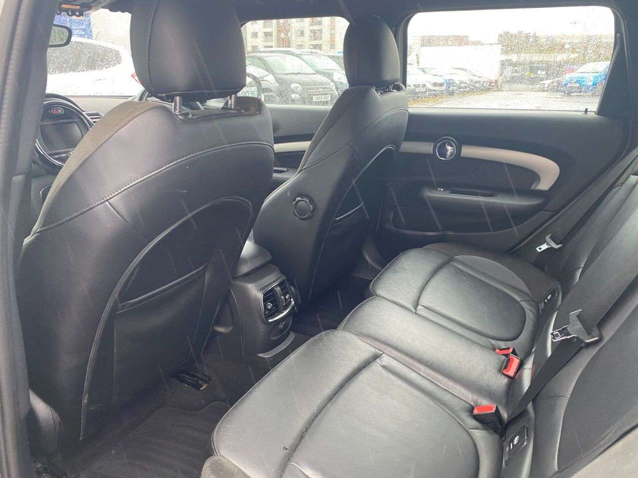 2016 MINI CLUBMAN 2016 MINI CLUBMAN