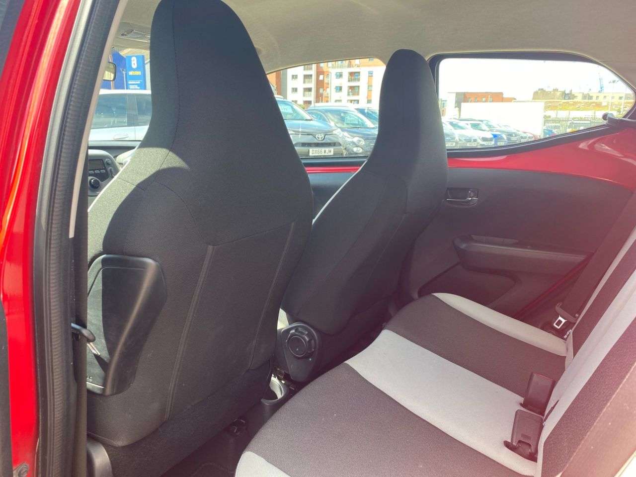 2016 TOYOTA AYGO 2016 TOYOTA AYGO