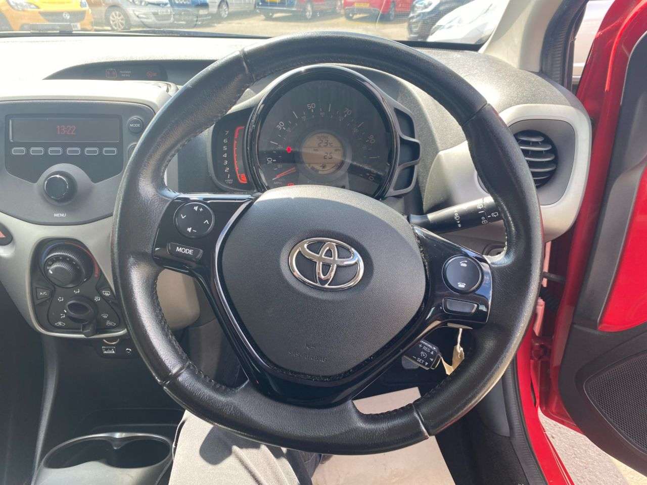 2016 TOYOTA AYGO 2016 TOYOTA AYGO