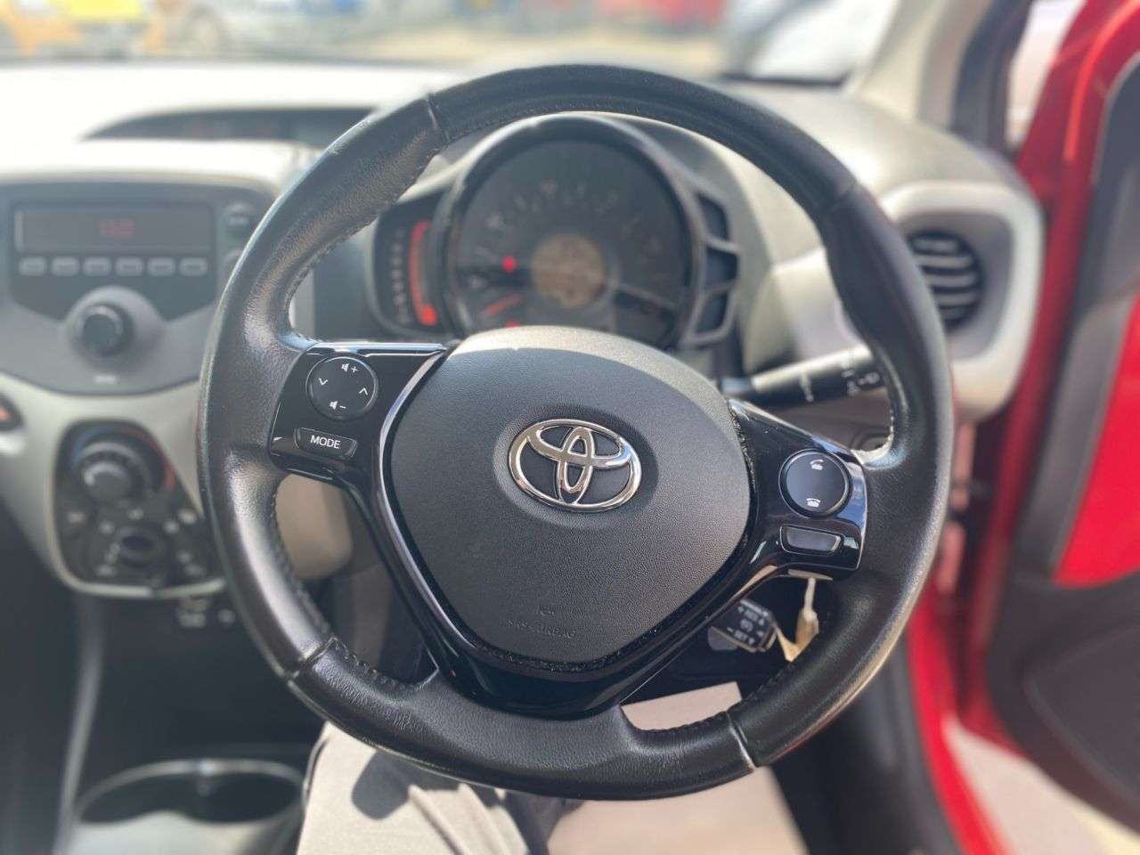 2016 TOYOTA AYGO 2016 TOYOTA AYGO