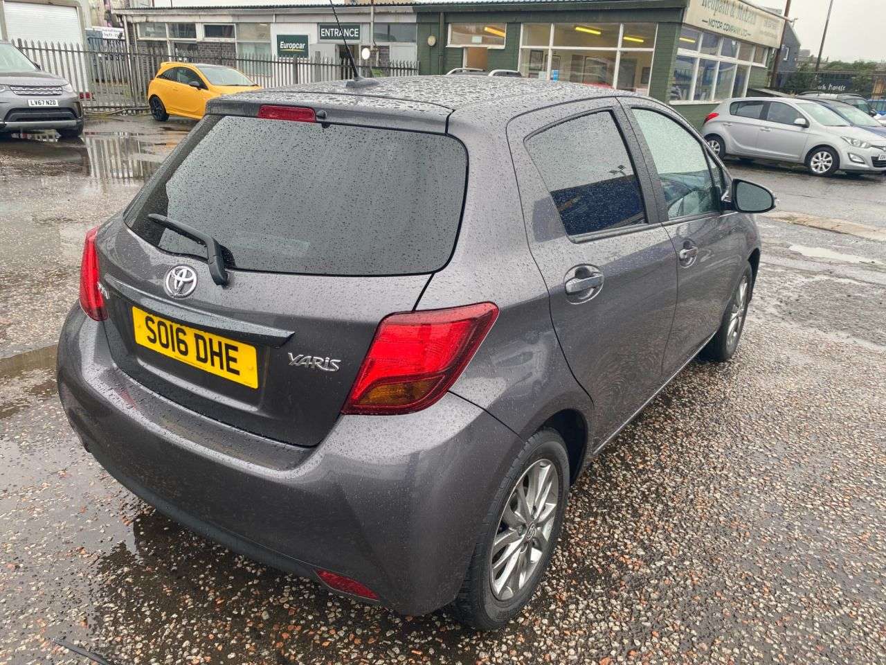 2016 TOYOTA YARIS 2016 TOYOTA YARIS