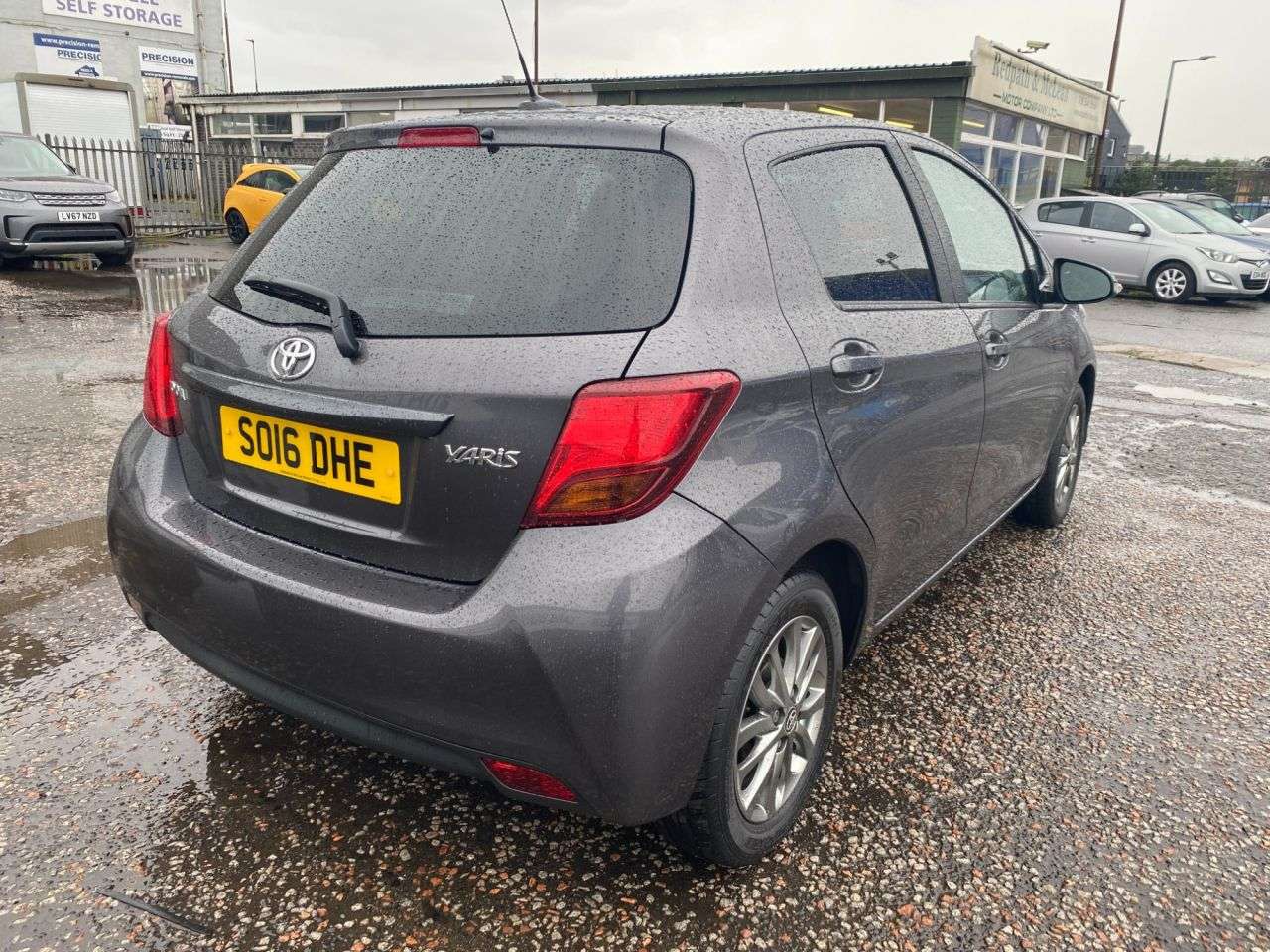 2016 TOYOTA YARIS 2016 TOYOTA YARIS