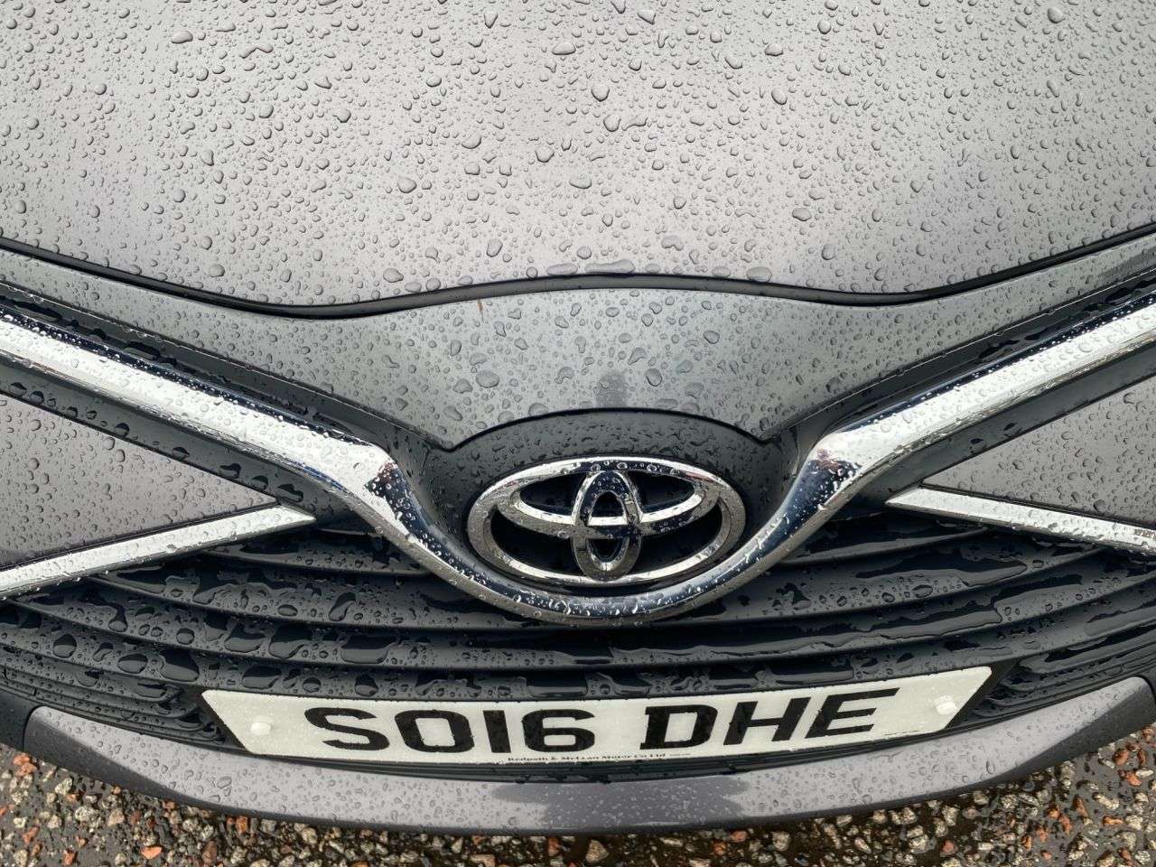 2016 TOYOTA YARIS 2016 TOYOTA YARIS