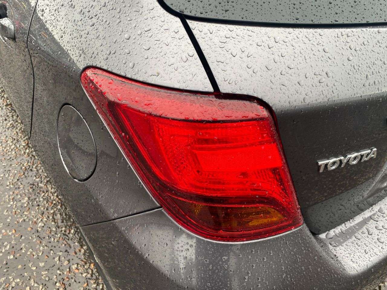 2016 TOYOTA YARIS 2016 TOYOTA YARIS