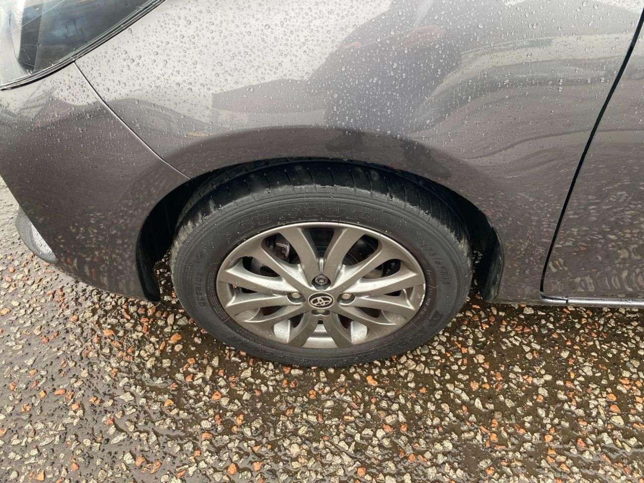 2016 TOYOTA YARIS 2016 TOYOTA YARIS