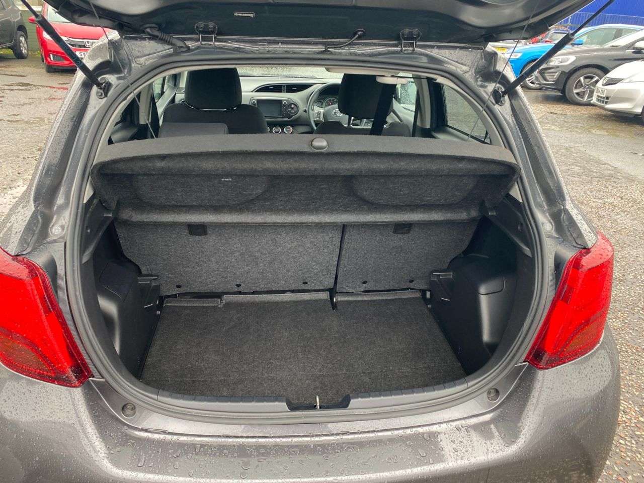2016 TOYOTA YARIS 2016 TOYOTA YARIS