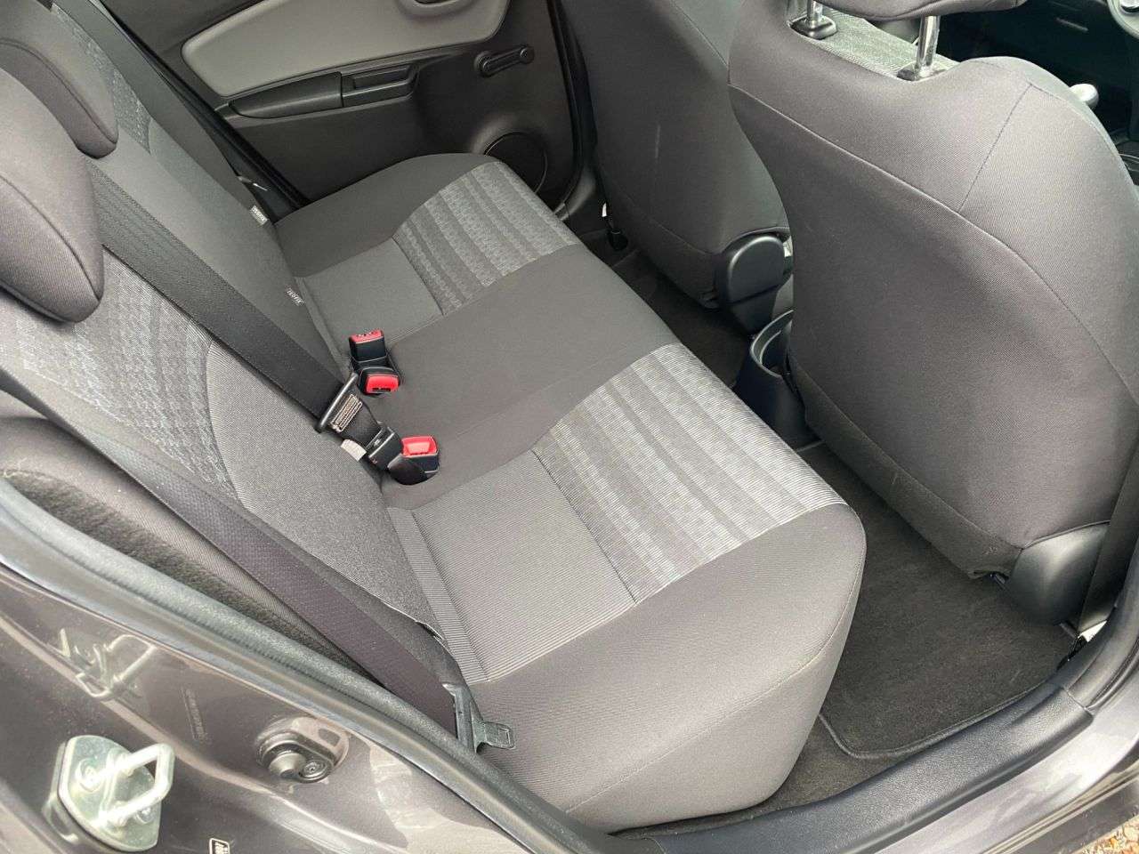 2016 TOYOTA YARIS 2016 TOYOTA YARIS