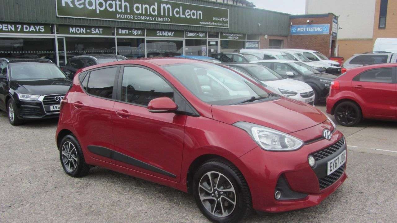 A 2017 HYUNDAI I10 1.0 Premium Hatchback 5dr Petrol Manual Euro 6 (66 ps) BLUETOOTH, ALLOYS, A A 2017 HYUNDAI I10 1.0 Premium Hatchback 5dr Petrol Manual Euro 6 (66 ps) BLUETOOTH, ALLOYS, A