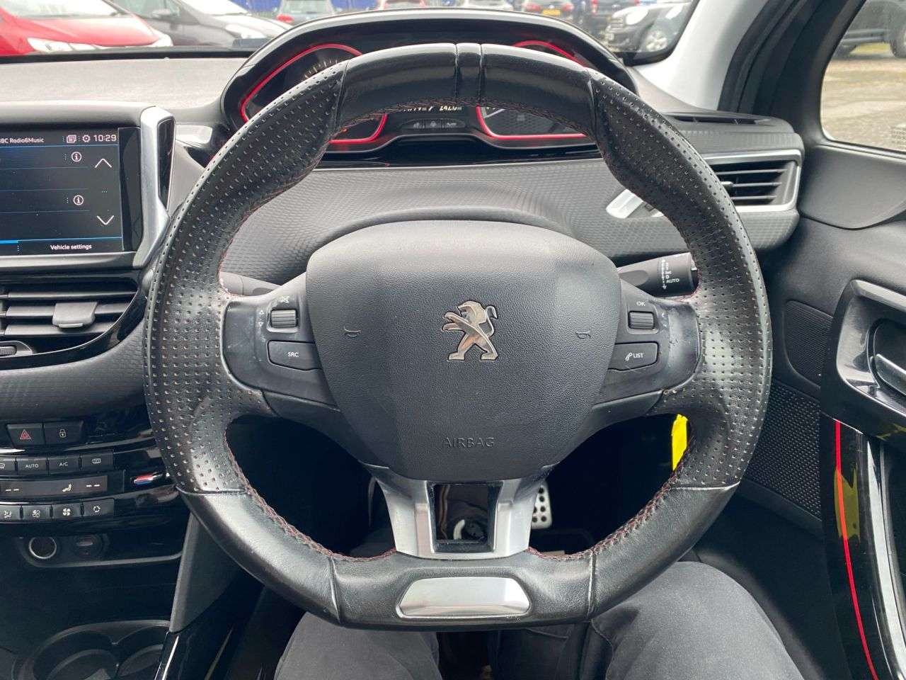 2017 PEUGEOT 2008 2017 PEUGEOT 2008