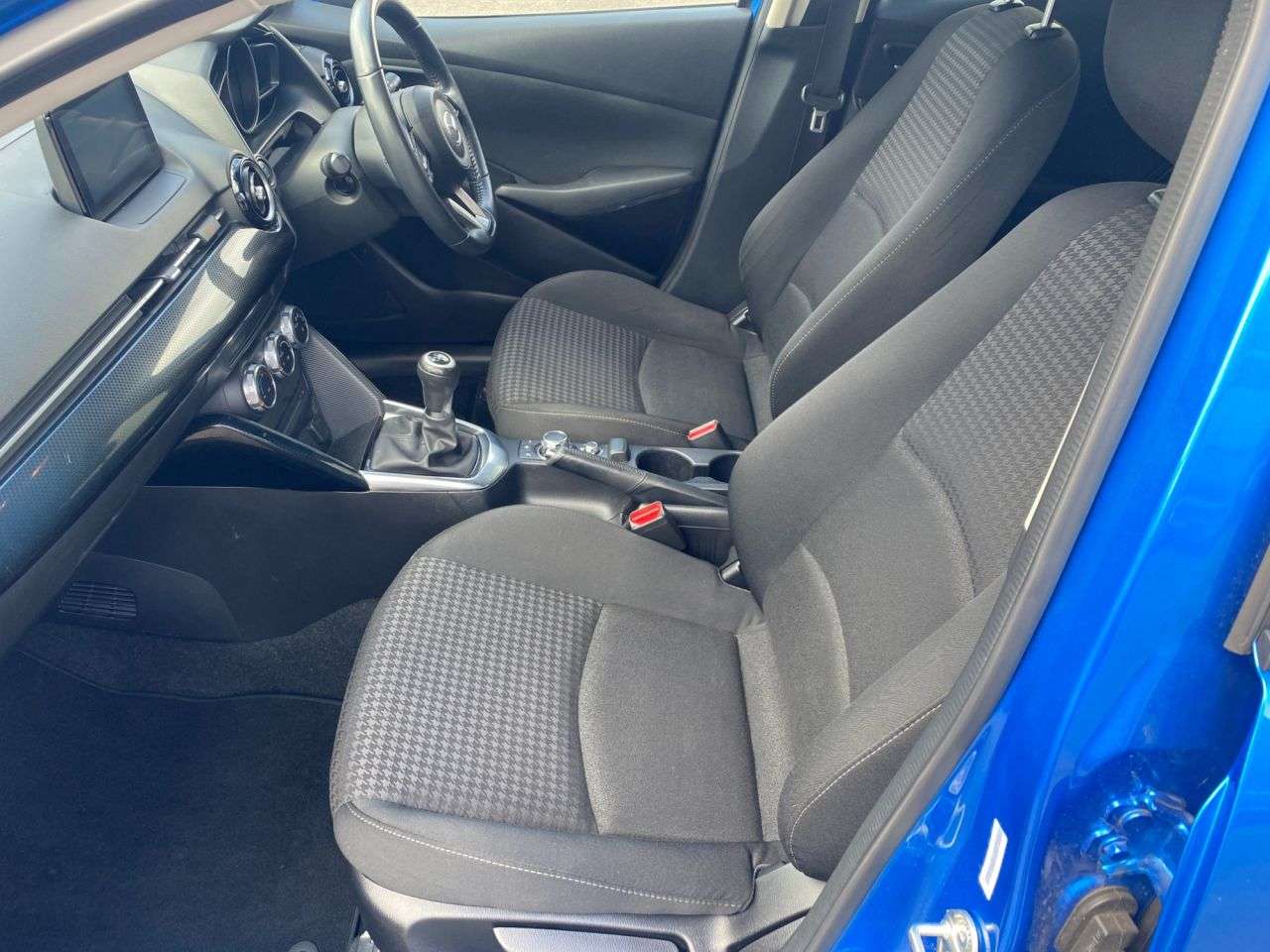2018 MAZDA MAZDA2 2018 MAZDA MAZDA2