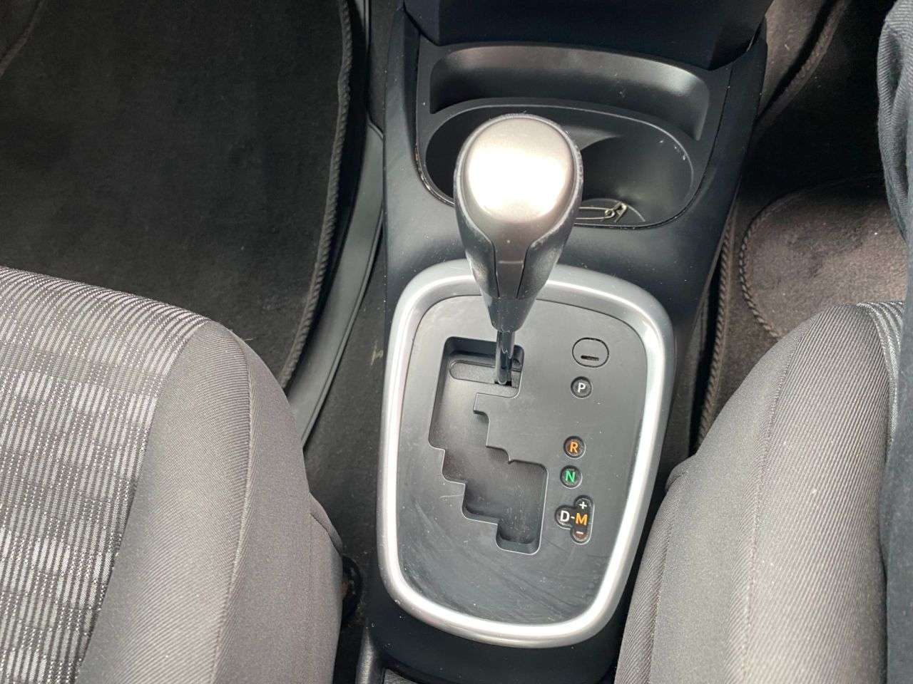 2016 TOYOTA YARIS 2016 TOYOTA YARIS