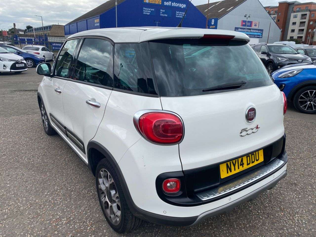 2014 FIAT 500L 2014 FIAT 500L