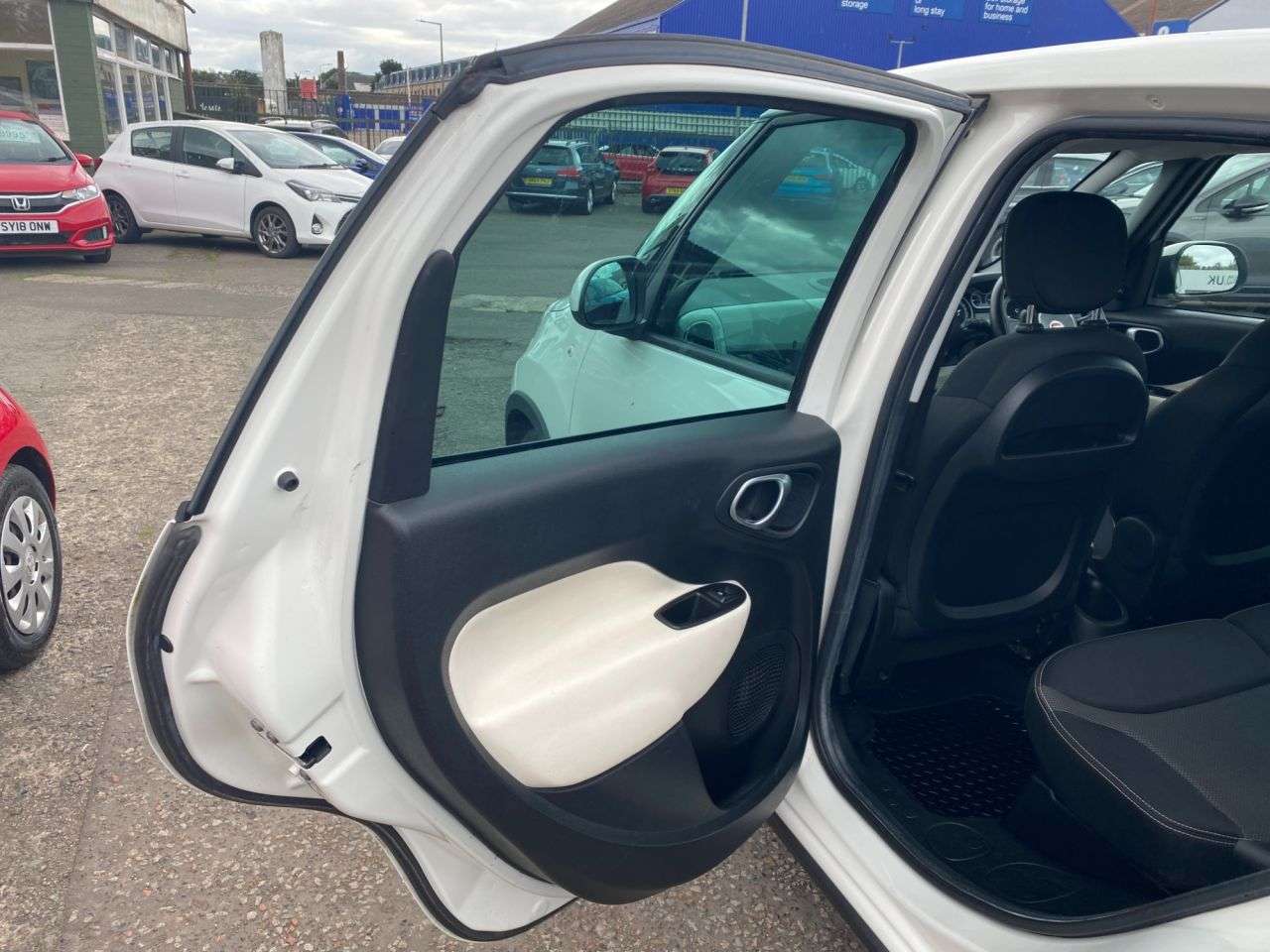 2014 FIAT 500L 2014 FIAT 500L