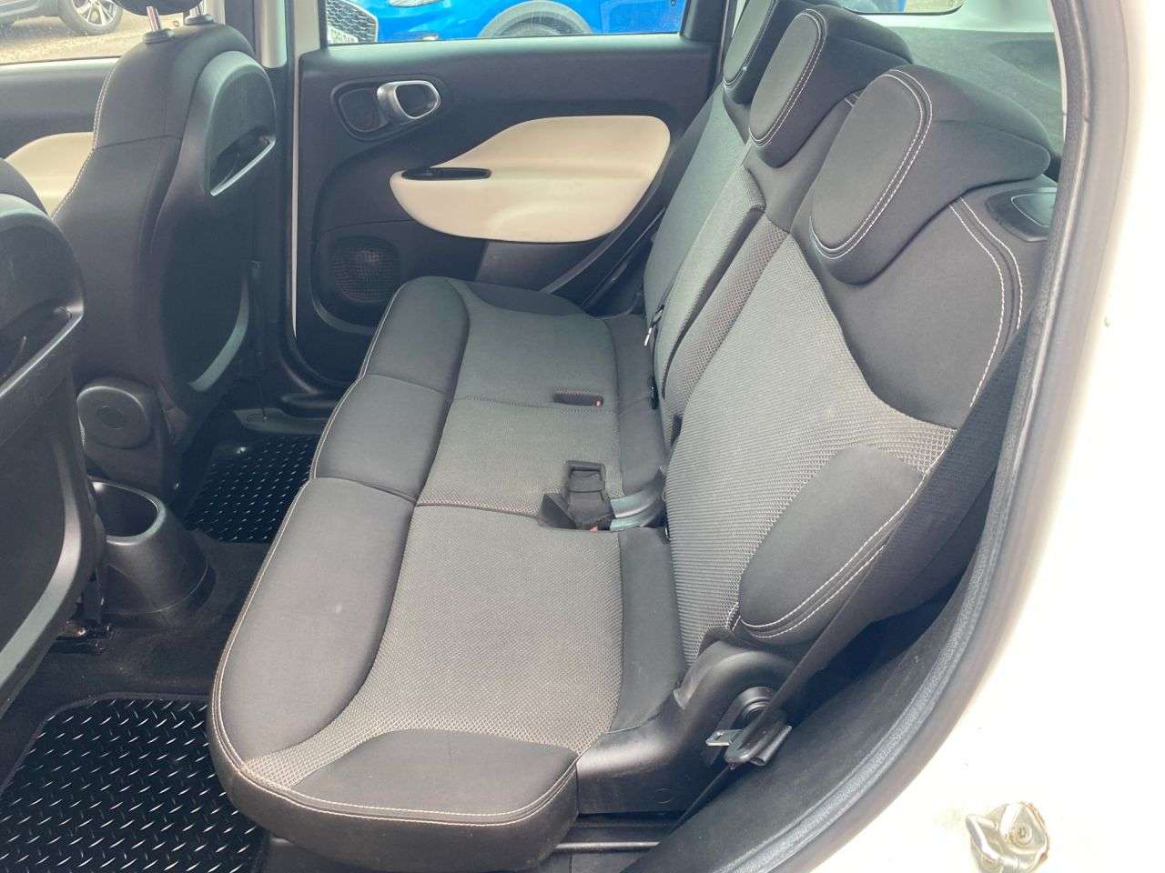 2014 FIAT 500L 2014 FIAT 500L