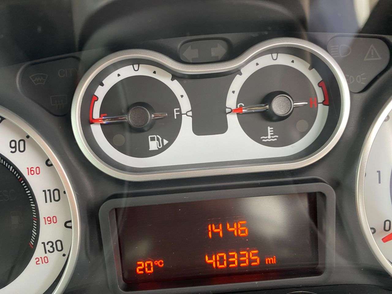 2014 FIAT 500L 2014 FIAT 500L