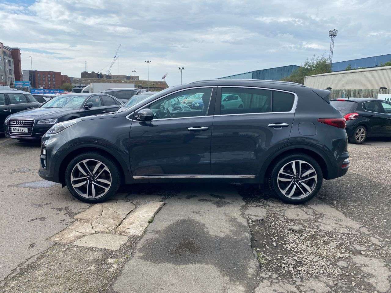 A 2019 KIA SPORTAGE 1.6 T-GDi 4 SUV 5dr Petrol Manual Euro 6 (s/s) (174 bhp) A 2019 KIA SPORTAGE 1.6 T-GDi 4 SUV 5dr Petrol Manual Euro 6 (s/s) (174 bhp)