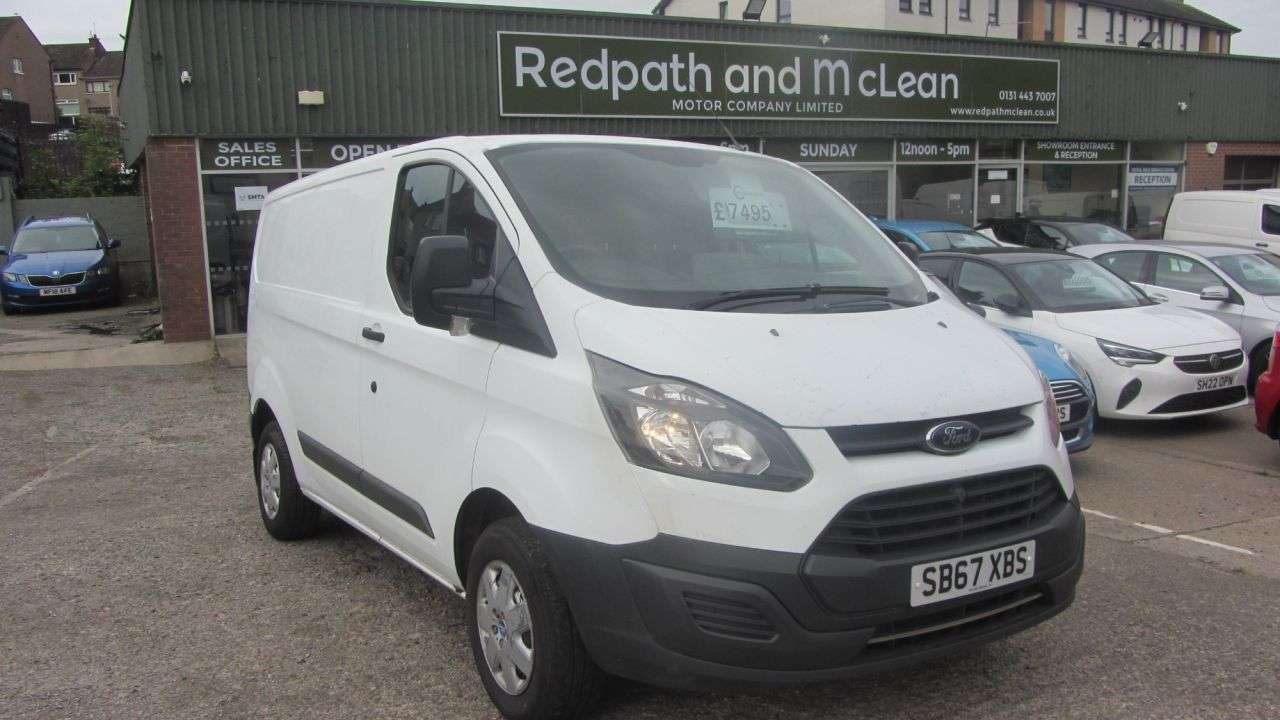 A 2018 FORD TRANSIT CUSTOM 2.0 TDCi 270 Panel Van 5dr Diesel Manual L1 H1 (157 g/km, 104 bhp) A 2018 FORD TRANSIT CUSTOM 2.0 TDCi 270 Panel Van 5dr Diesel Manual L1 H1 (157 g/km, 104 bhp)
